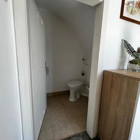Apartment Yellow House - 2 *