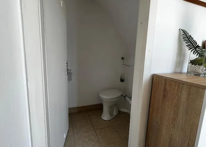 Apartman Yellow House - 2 *